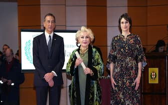 Milano - Consegna degli Ambrogini d'\'' Oro di parte del sindaco Giseppe Sale e Elena Buscemi al Teatro Dal Verme, nella foto Attestato Roberta Tagliavini (Milano - 2024-12-07, Duilio Piaggesi) p.s. la foto e'\'' utilizzabile nel rispetto del contesto in cui e'\'' stata scattata, e senza intento diffamatorio del decoro delle persone rappresentate