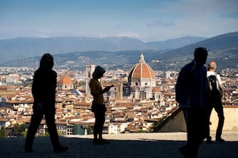19 April 2022, Italy, Florenz: View of Florence with the dome of the Cathedral of Santa Maria del Fiore in the old town. Photo: Frank Rumpenhorst/dpa/Frank Rumpenhorst/dpa (Photo by Frank Rumpenhorst/picture alliance via Getty Images)