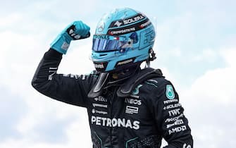 CIRCUIT GILLES-VILLENEUVE, CANADA - JUNE 08: Pole man George Russell, Mercedes-AMG F1 Team, celebrates in Parc Ferme during the Canadian GP at Circuit Gilles-Villeneuve on Saturday June 08, 2024 in Montreal, Canada. (Photo by Sam Bloxham / LAT Images)