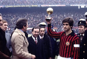 1969 Gianni Rivera of AC Milan celebrates in Milan after winning the golden ball during the Serie A on Stadio Giuseppe Meazza in Milan, Italy. (Photo by Alessandro Sabattini/Getty Images), Italy.