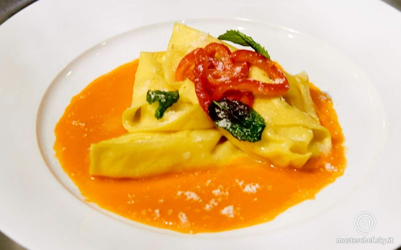 Malfatti di patate, peperoni, menta e parmigiano