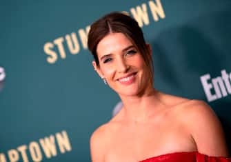 Canadian actress Cobie Smulders attends the premiere of ABC's "Stumptown" at the Petersen Automotive Museum, September 16, 2019, in Los Angeles. (Photo by VALERIE MACON / AFP)        (Photo credit should read VALERIE MACON/AFP via Getty Images)