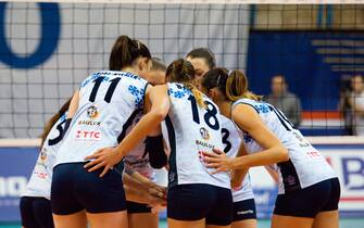 MOSCOW - DECEMBER 2: E. Gamova (11) and E. Vasileva (18) on timeout on a game Dynamo MSK vs Dynamo KZN on Russian National wemen Volleyball tournament on December 2, in Moscow, Russia, 2015