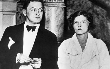(Original Caption) Francis Scott Fitzgerald (1894-1940), American writer with his wife, Zelda.