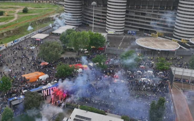 L'arrivo dell'Inter a San Siro