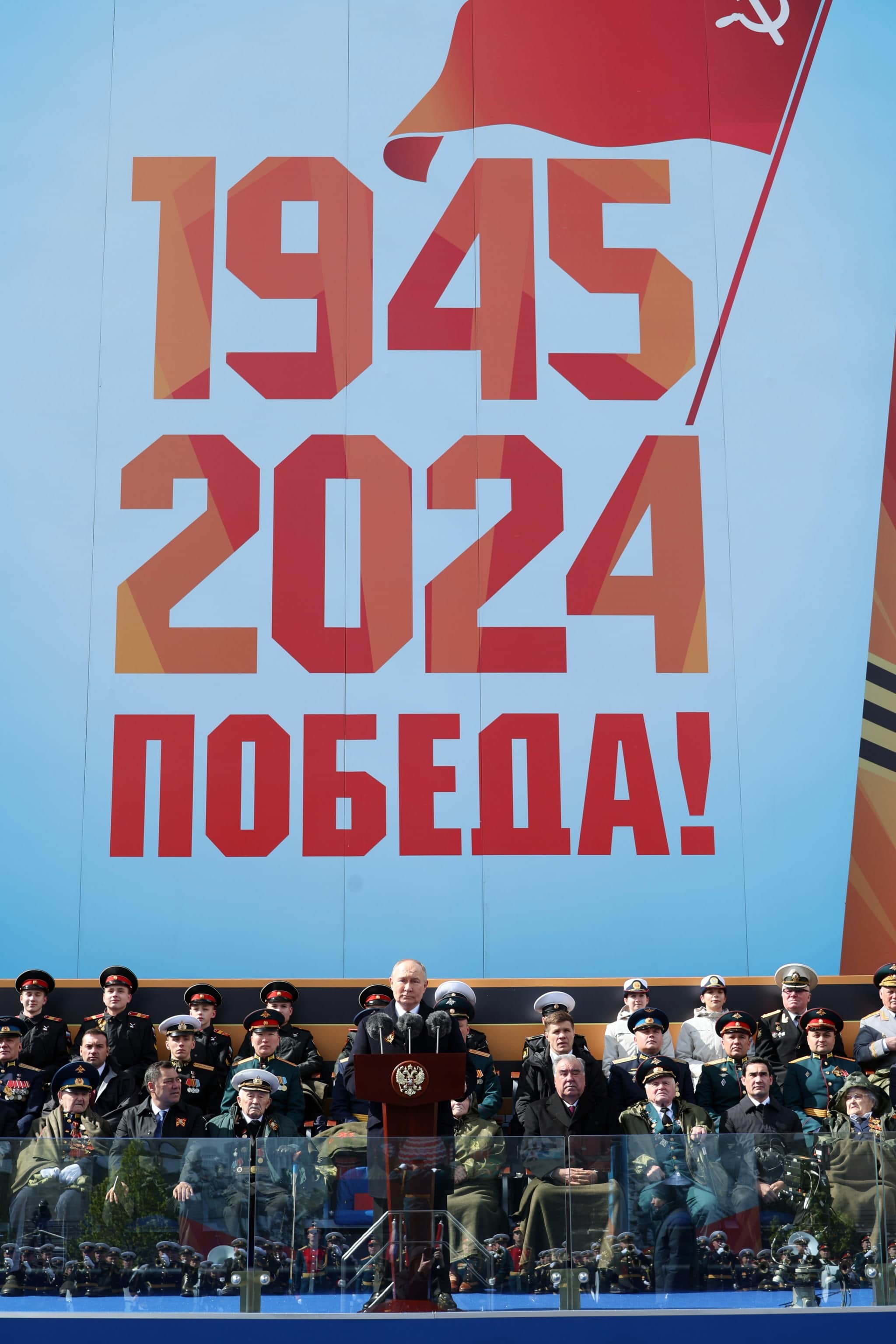 Putin alla parata per l'anniversario per la vittoria contro il nazismo