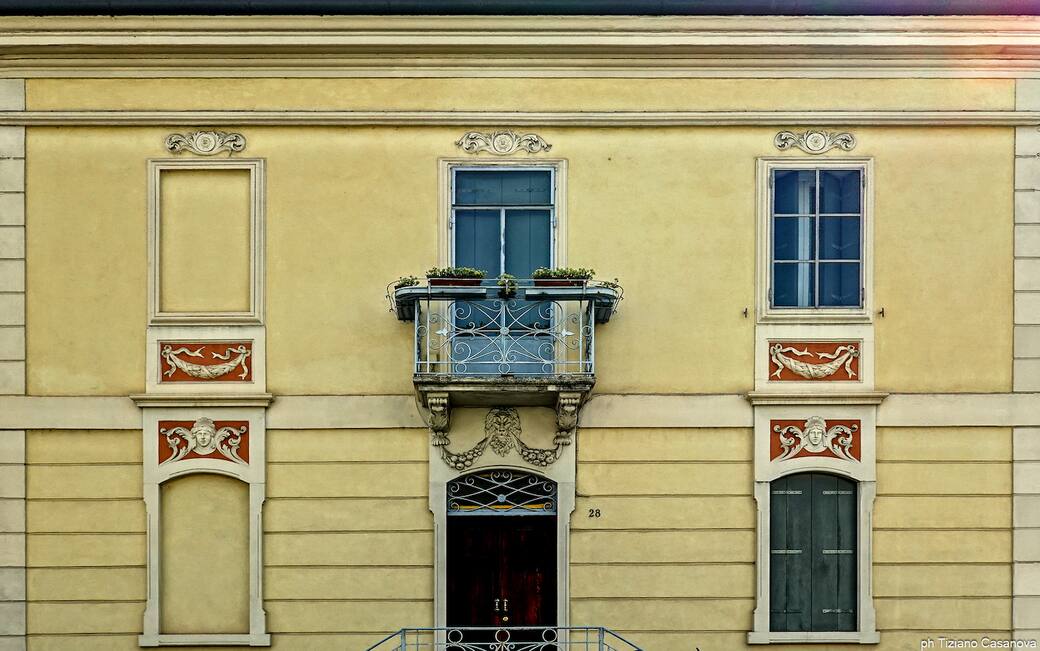 Edificio in stile Liberty a Vicenza in Legione Antonini 28. Foto di Tiziano Casanova