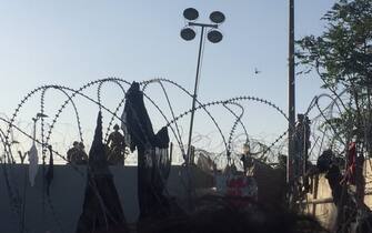 Kabul: attentato kamizake all'aeroporto