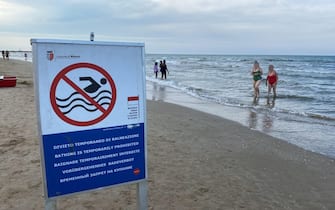 Divieto di balneazione in aree della Riviera Romagnola