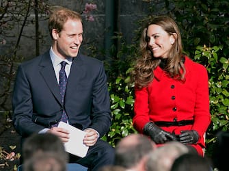 GLENROTHES, UNITED KINGDOM - FEBRUARY 25: (EMBARGOED FOR PUBLICATION IN UK NEWSPAPERS UNTIL 48 HOURS AFTER CREATE DATE AND TIME) Prince William and Kate Middleton visit the University of St Andrews as part of it's 600th anniversary celebrations at University of St Andrews on February 25, 2011 in Glenrothes, Scotland. (Photo by Indigo/Getty Images)