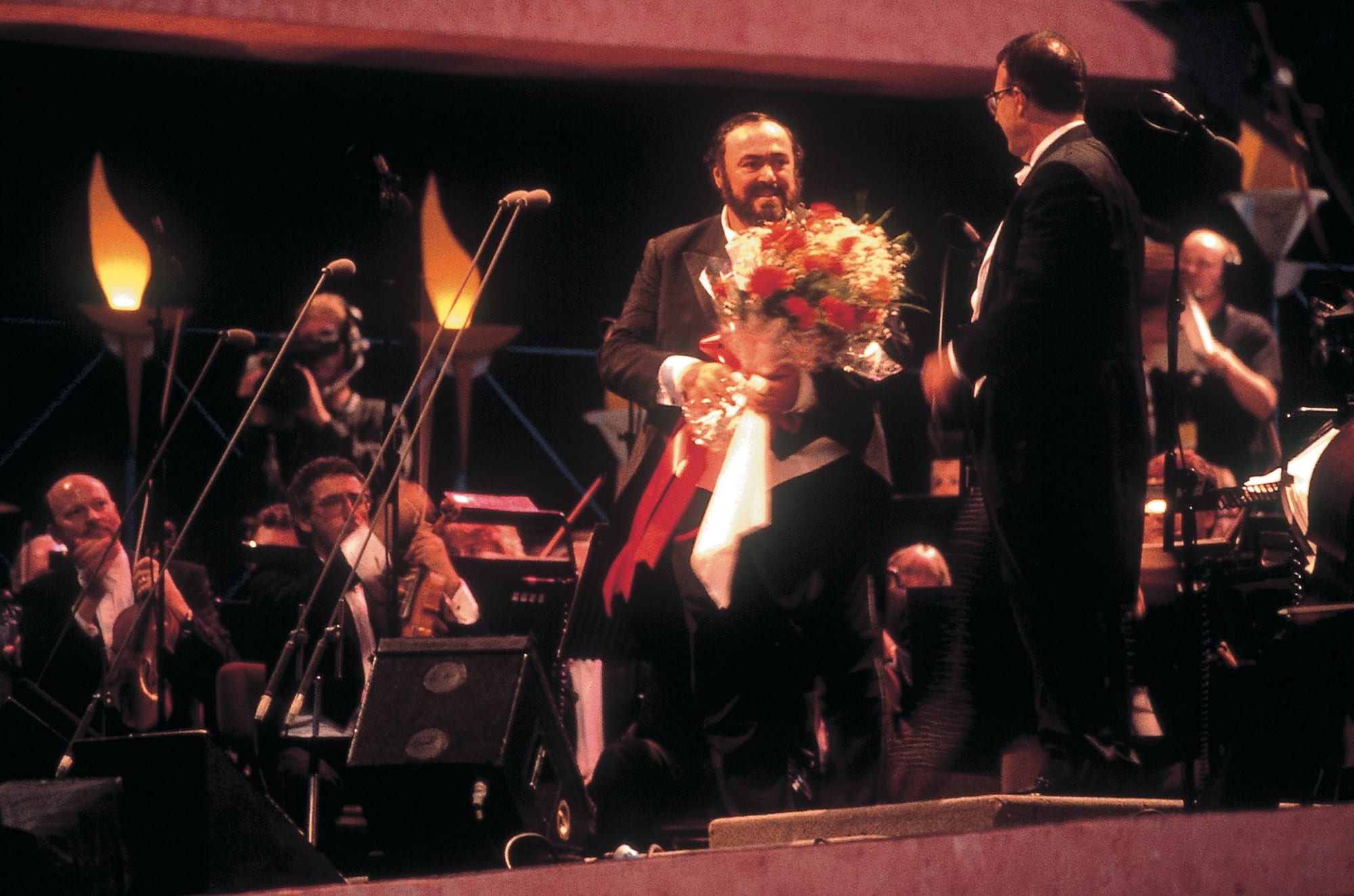 Pavarotti_in_Hyde_Park.jpg