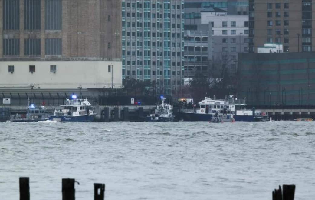 Usa, elicottero caduto nel fiume Hudson