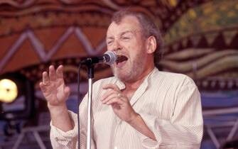 LONDRA - JOE COCKER PERFORMING LIVE AT WOODSTOCK '94. SAUGERTIES, NY. 13 AUGUST 1994. PICTURES / (LONDRA - 1994-08-13, LFI PHOTOSHOT) p.s. la foto e' utilizzabile nel rispetto del contesto in cui e' stata scattata, e senza intento diffamatorio del decoro delle persone rappresentate