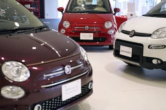 Fiat Chrysler Automobiles NV (FCA) Fiat 500 and Panda vehicles sit on display at a dealership in Tokyo, Japan, on Monday, May 27, 2019.  Fiat ChryslerÂ proposed a merger withÂ Renault SAÂ to create the worlds third-biggest carmaker as manufacturers scramble for scale to tackle an expensive shift to electrification and autonomous driving. Photographer: Toru Hanai/Bloomberg via Getty Images