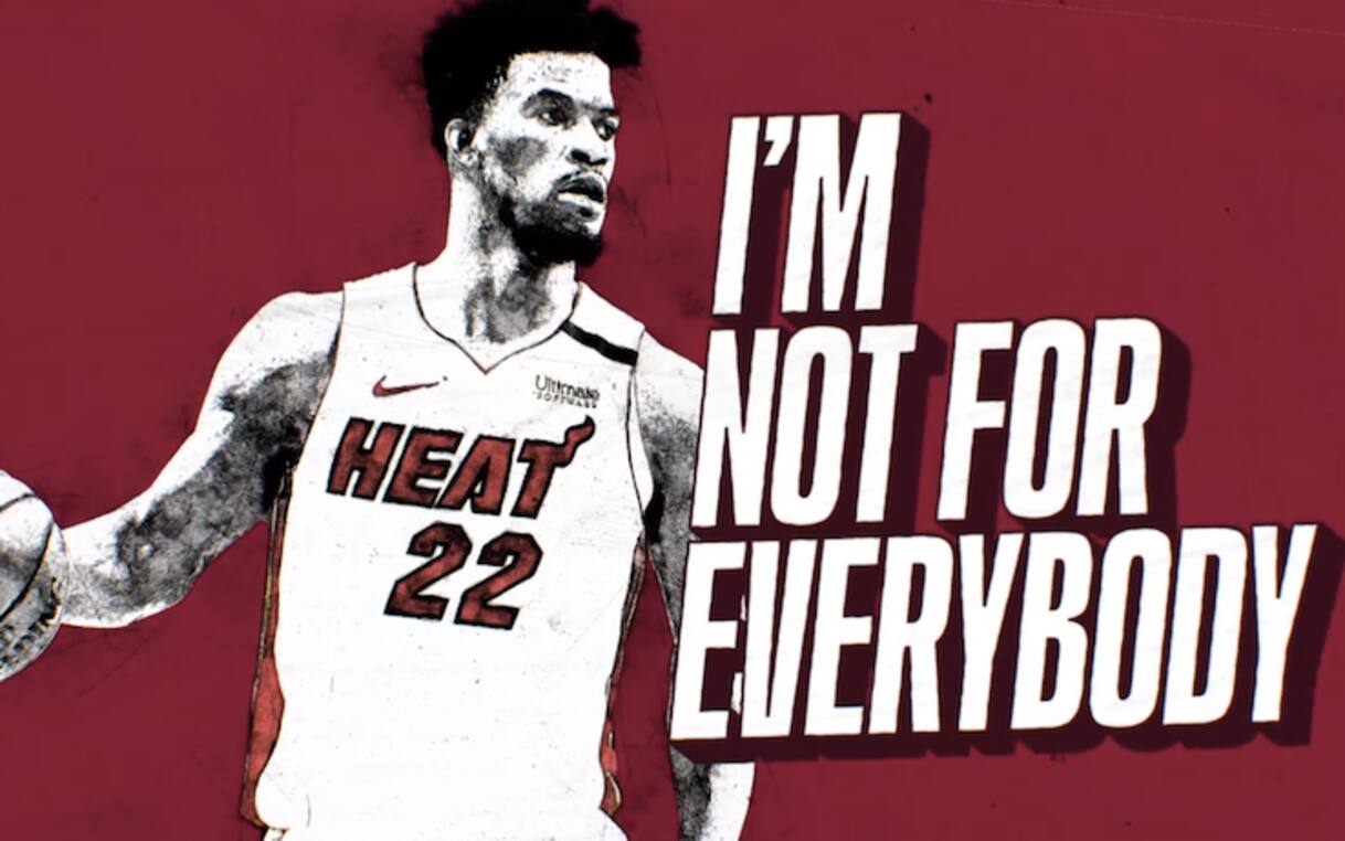 NBA, le vacanze secondo Jimmy Butler: tira a canestro con la maglia di ...