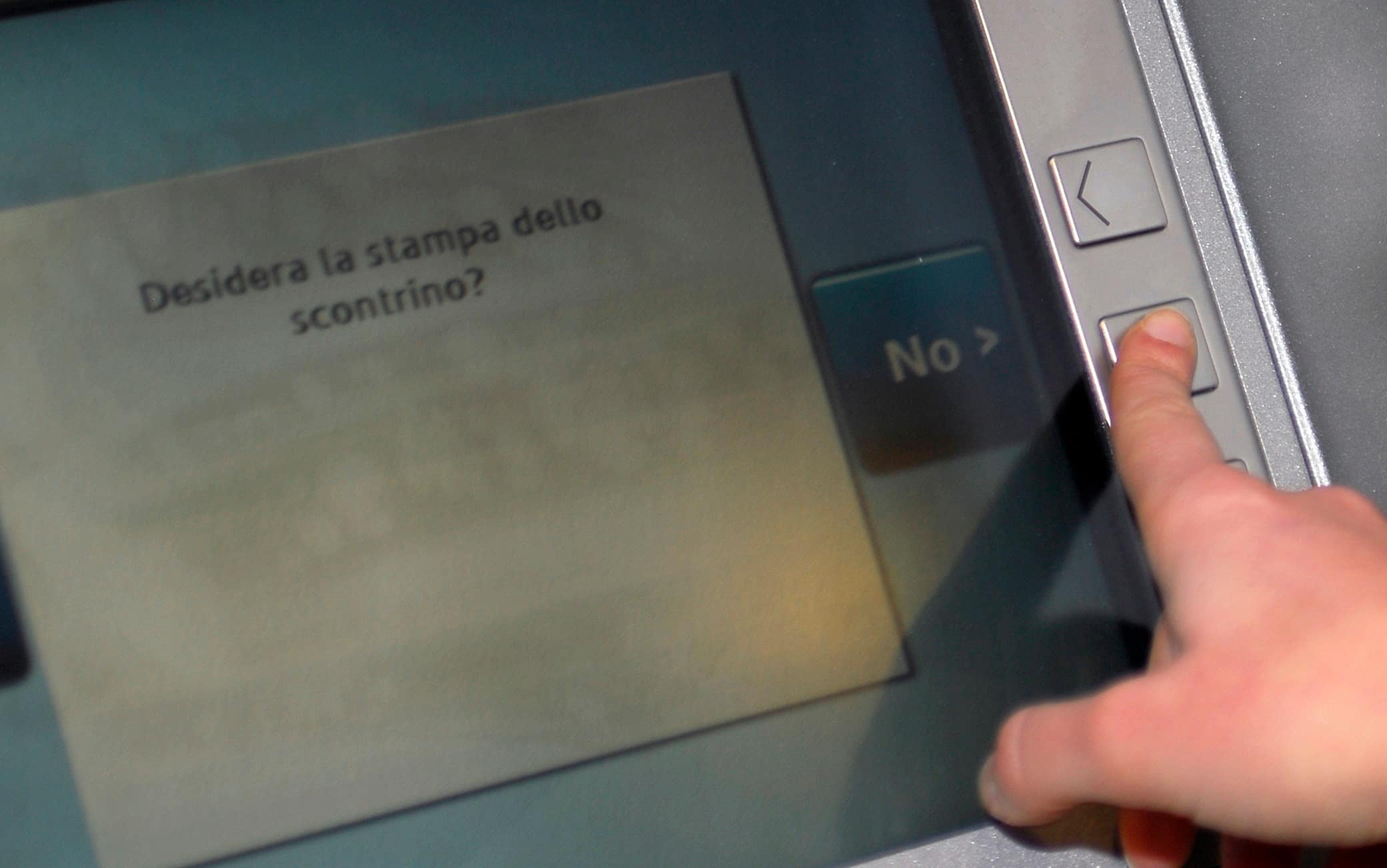 Le Banche Più Solide D'Italia, La Classifica Di Altroconsumo | Sky TG24