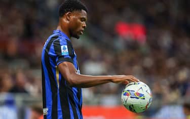 Inter-Dumfries, fatta per il rinnovo fino al 2028