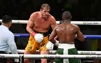 Floyd Mayweather, Logan Paul