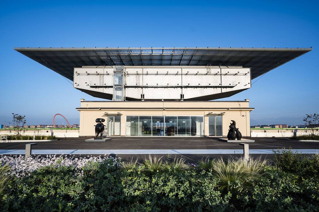 Installation_view_Fondazione_Maeght._Un_atelier_a_cielo_aperto_Pinacoteca_Agnelli_Torino_ph._Andrea_Guermani_©_Successió_Miró_(134)_copia.jpg