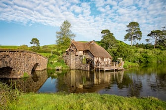 Air bnb / Hobbiton