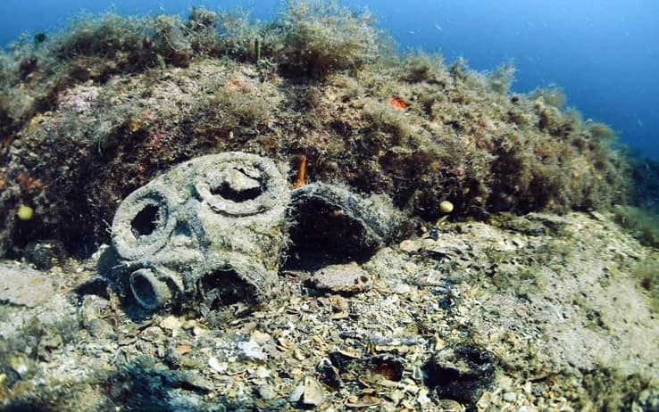 Uno dei relitti ritrovati al largo di Lampedusa