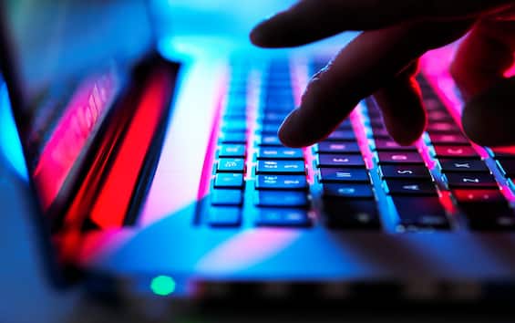 Documenti hackerati in hotel e venduti online, interviene Garante privacy. Come difendersi