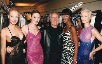 Gianni Versace, le passerelle e le sue muse