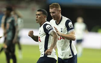 epa11522260 Tottenham Hotspur's Pedro Porro (2 R) celebrates after scoring during a soccer pre-season friendly match between FC Bayern Munich and Tottenham Hotspur at Sangam World Stadium in Seoul, South Korea, 03 August 2024.  EPA/JEON HEON-KYUN