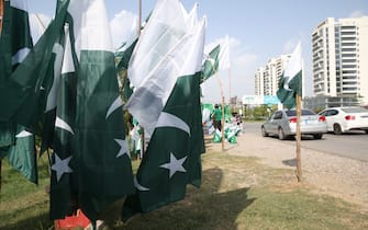 ISLAMABAD, PAKISTAN - AUGUST 13: A view of stalls that have been set up at various points for flag sales ahead of 76th Pakistan Independence Day celebrations in Islamabad, Pakistan on August 13, 2023. Pakistan got its independence from British rule August 14, 1949. (Photo by Muhammed Semih Ugurlu/Anadolu Agency via Getty Images)