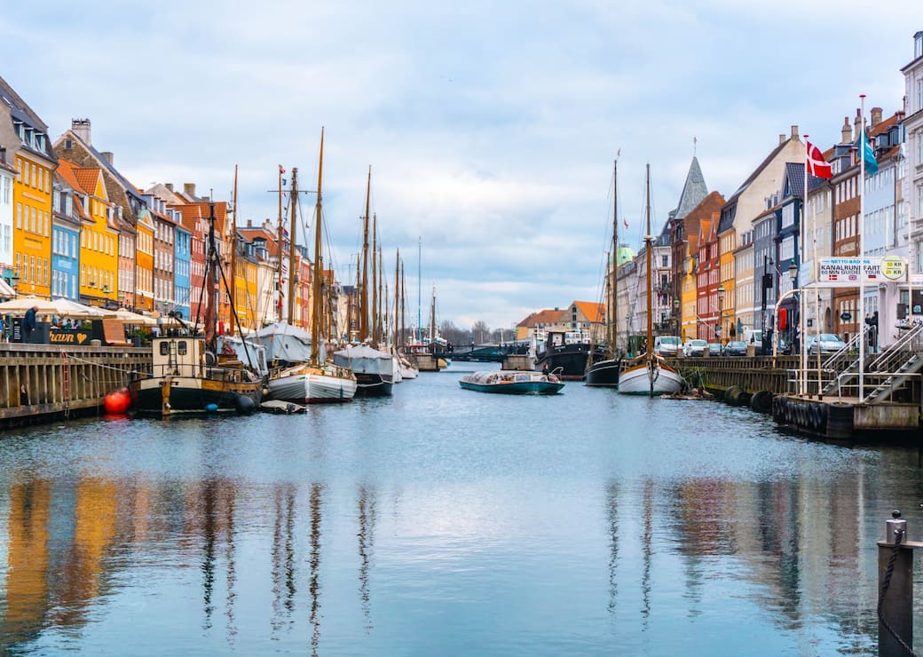 Copenhagen._Photo_by_Ava_Coploff_on_Unsplash.jpg