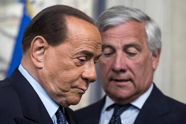 Leader of Forza Italia party Silvio Berlusconi (C), addresses the media after a meeting with Italian President Sergio Mattarella at the Quirinale Palace for the second round of formal political consultations following the resignation of Prime Minister Giuseppe Conte, in Rome, Italy, 22 August 2019. At right is seen Antonio Tajani. "The experience just concluded shows that government projects are done with the times and with compatible ideas, not after the vote but before. So a government can't be born in the lab, if it's based only on a contract.", Berlusconi said. ANSA/ANGELO CARCONI