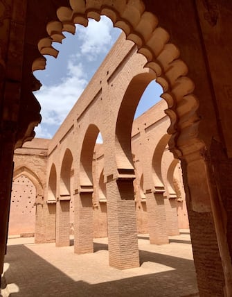 La moschea di Tinmel prima del terremoto, 10 settembre 2023. Uno dei capolavori dell'arte sacra marocchina del 12mo secolo è ormai un cumulo di macerie. Testimonianza dello splendore almohade, nel pieno delle montagne dell'Atlante, era tappa obbligata per i cultori di arte in viaggio tra Marrakech e Taroudant.   ANSA / Olga Piscitelli