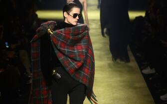 Paris Fashion Week sfilata Saint Laurent