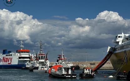 INCENDIO A BORDO DI UN TRAGHETTO: EVACUATI IN SICUREZZA 276 PASSEGGERI
