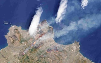 "Wildfires around the city of #Palermo as seen in this Landsat-8 image from 25 July. To highlight the fire fronts, we overlaid the SWIR signal - the image also include topography info. @vigilidelfuoco reported that more than 2 000 firefighters are battling the fires in Sicily", si legge sul profilo Twitter ESA Earth Observation, 26 luglio 2023.  NPK  Twitter / ESA Earth Observation  +++ATTENZIONE LA FOTO NON PUO' ESSERE PUBBLICATA O RIPRODOTTA SENZA L'AUTORIZZAZIONE DELLA FONTE DI ORIGINE CUI SI RINVIA+++   +++NO SALES; NO ARCHIVE; EDITORIAL USE ONLY+++