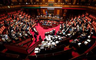L’aula al Senato durante le dichiarazioni di voto sul ddl premierato, per la modifica degli articoli della Costituzione per l'elezione diretta del Presidente del Consiglio dei ministri, il rafforzamento della stabilita’ del Governo e l'abolizione della nomina dei senatori a vita da parte del Presidente della Repubblica, Roma, 18 giugno 2024. ANSA/ANGELO CARCONI