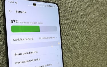 OnePlus 13R: Pro e Contro