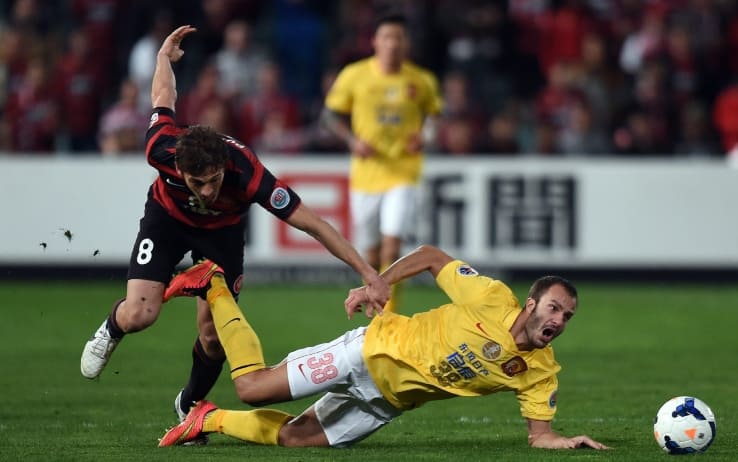 Gilardino con la maglia del Guangzhou