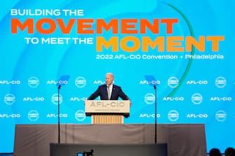 Il presidente Joe Biden ha annunciato che gli Usa costruiranno silos temporanei ai confini dell’Ucraina per facilitare l’export di grano