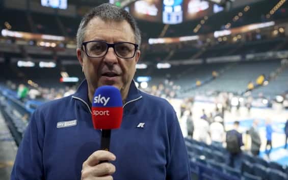 https://static.sky.it/editorialimages/2de7aea75213061b92f0a9d894dd9ce14e1c7f0f/skysport/it/nba/video/2025/06/17/nba-finals-okc-thunder-normale-tranquillo/flavio.jpg?im=Resize,width=565