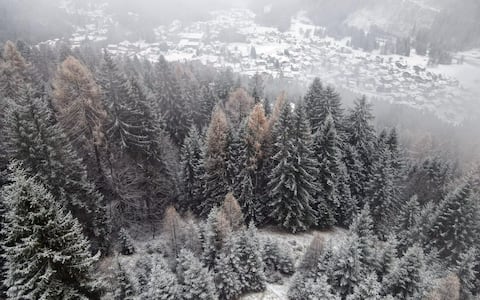 neve sulle dolomiti