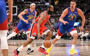  HARDEN TIENE IN PIEDI I CLIPPERS, MA QUANTE PALLE PERSE