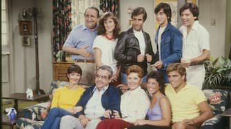 HAPPY DAYS - "Home Movies" which aired on October 6, 1981. (Photo by Walt Disney Television via Getty Images Photo Archives/Walt Disney Television via Getty Images) ANSON WILLIAMS;SCOTT BAIO;HENRY WINKLER;CATHY SILVERS;AL MOLINARO;TED MCGINLEY;ERIN MORAN;MARION ROSS;TOM BOSLEY;LYNDA GOODFRIEND