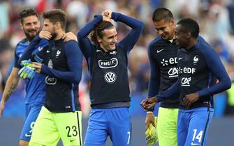 PARIS, FRANCE - JUNE 13: Antoine Griezmann of France is seen during the international Friendly match between France and England at Stade de France, on June 13, 2017 in Paris, France. (Photo by Ian MacNicol/Getty Images)