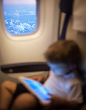 Bambini in aereo