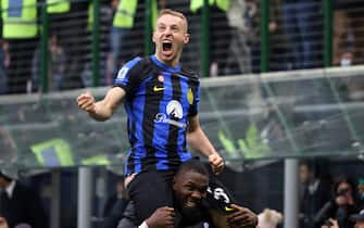 Inter Milan s Davide Frattesi jubilates after scores goal of 2 to 1 during the Italian serie A soccer match between Fc Inter  and Verona at  Giuseppe Meazza stadium in Milan, 6 January 2024.
ANSA / MATTEO BAZZI