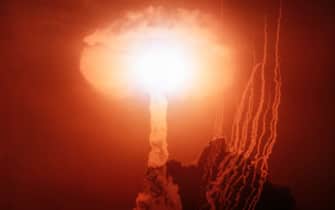 Cos'è e come funziona la bomba atomica