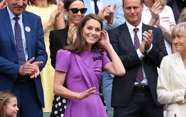 epa11477315 Britain's Catherine, Princess of Wales, arrives for the Men's Singles final between Carlos Alcaraz of Spain and Novak Djokovic of Serbia at the Wimbledon Championships, Wimbledon, Britain, 14 July 2024.  EPA/ADAM VAUGHAN  EDITORIAL USE ONLY