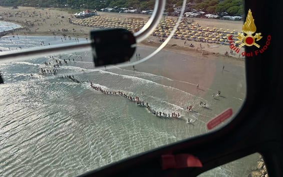 bimbo scomparso in mare a jesolo recuperato corpo senza vita