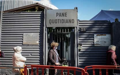 Pandemia e guerra, un italiano su 3 è a rischio esclusione sociale